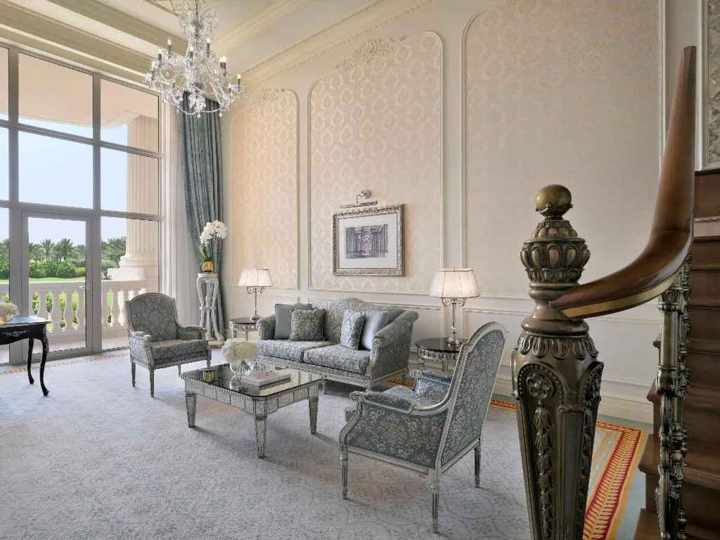 SUITE DUPLEX Room, Raffles The Palm Dubai, Dubai