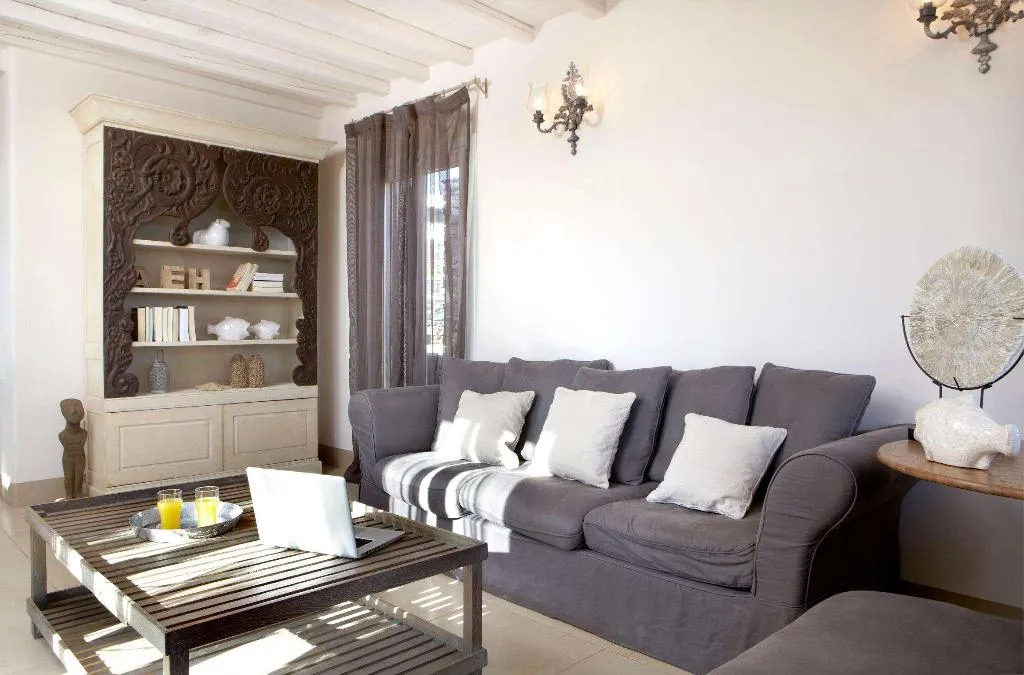 Room, Diles & Rinies, Mykonos