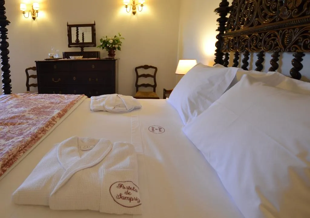 Double or Twin SUPERIOR Room, Casa da Portela de Sampriz, Porto