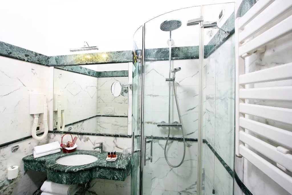 DOUBLE STANDARD Room, Hotel Arcangelo, Rome