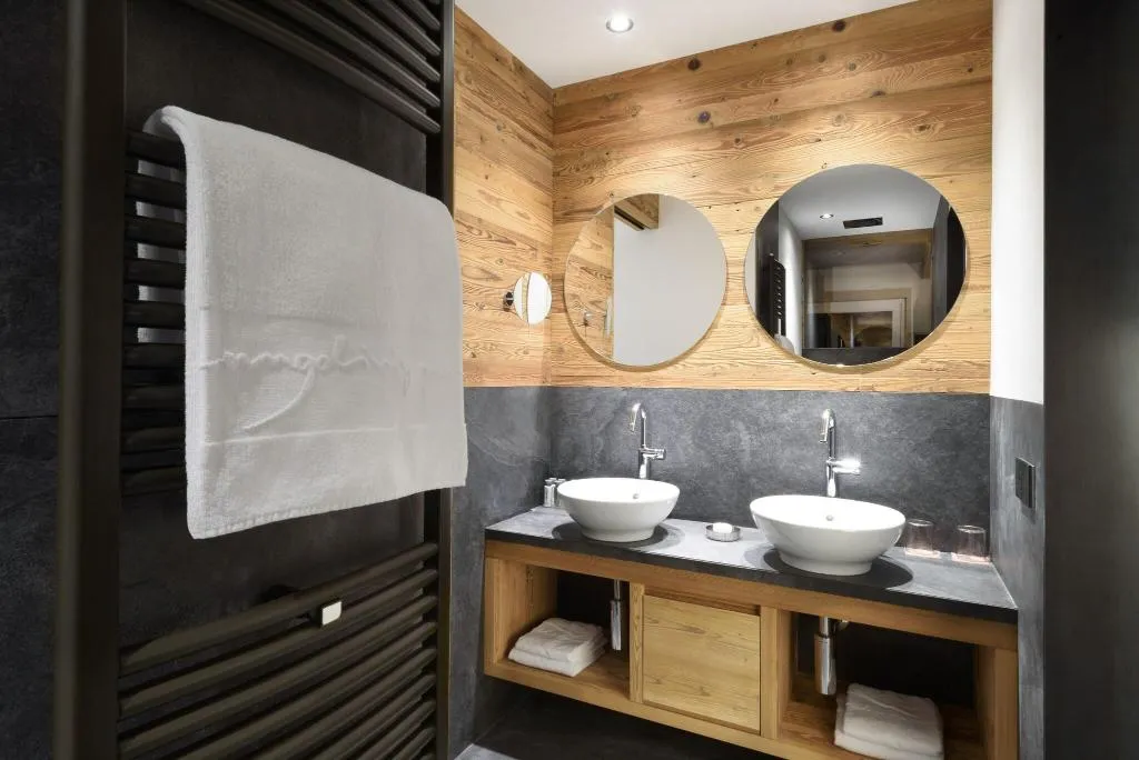 Room, Lac Salin Spa & Mountain Resort, Milan