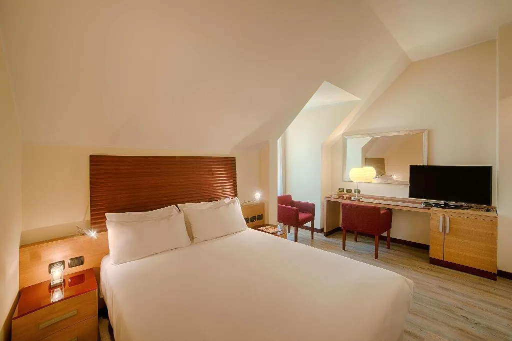 APARTMENT STANDARD Room, NH Milano 2 Residence, Milan