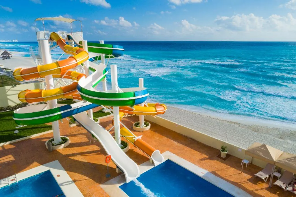 Pool, Crown Paradise Club Cancun All Inclusive, Cancun Area