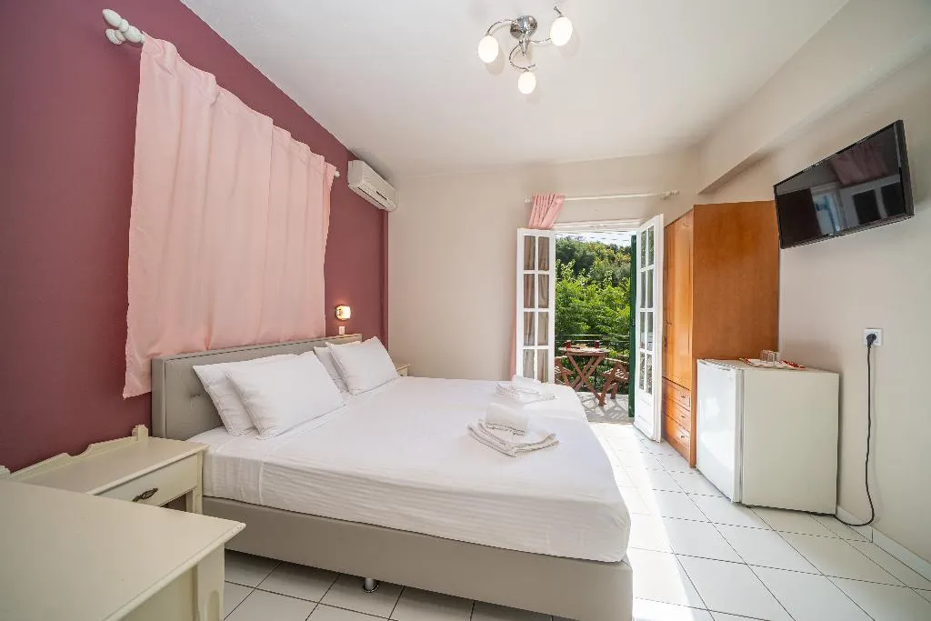 Room SIDE SEA VIEW Room, Studios Vrionis Panoramic Sunset, Kefallinia