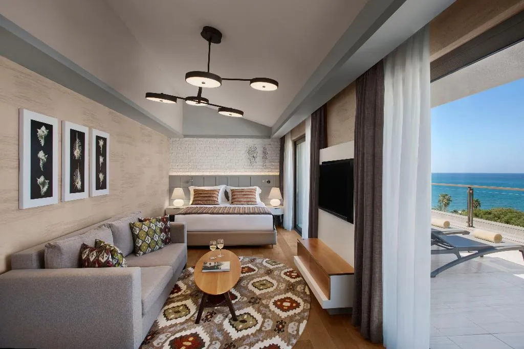 TRIPLE STANDARD Room, Acanthus Cennet Barut Collection, Antalya