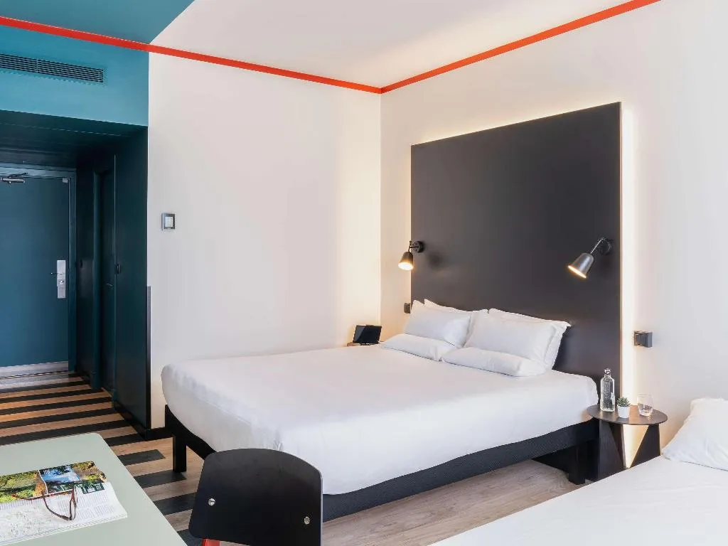 FAMILY ROOM WITH DOUBLE BED Room, ibis Styles Barcelona Sant Joan Despi, Barcelona