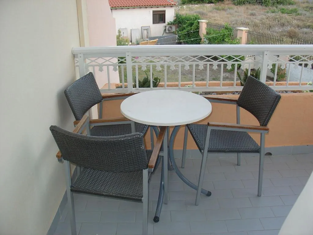 Room, Lyristis Apartments Plus, Rhodes