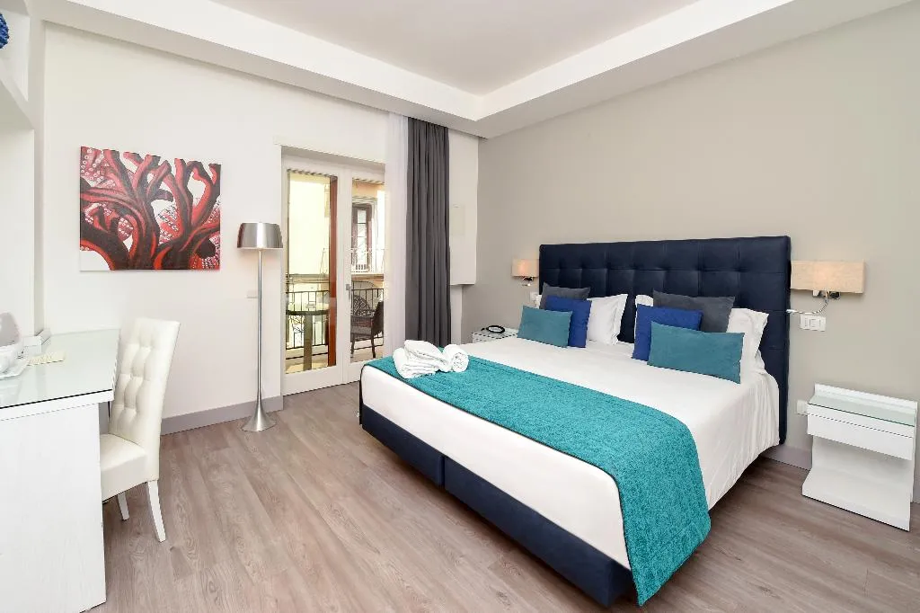 JUNIOR SUITE CLASSIC Room, Sorrento City, Naples