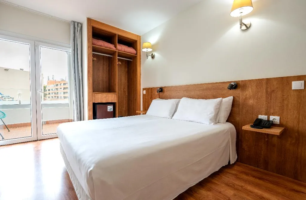 Double or Twin COMFORT Room, Nura Santa Ponsa Pins, Majorca