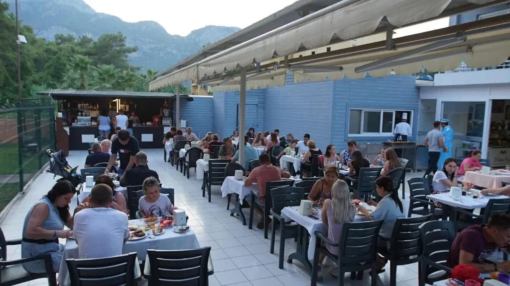 Bar, Monna Roza Beach, Antalya