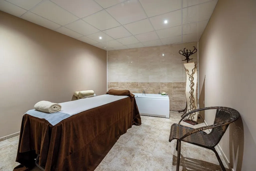 Sports and Entertainment, Aphrodite Beach Hotel, Bourgas