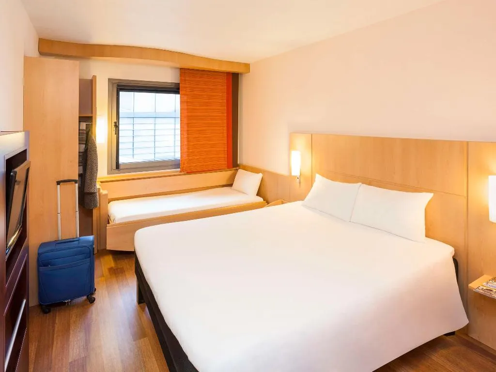 DOUBLE WITH DOUBLE BED Room, ibis Lisboa Sintra, Lisbon