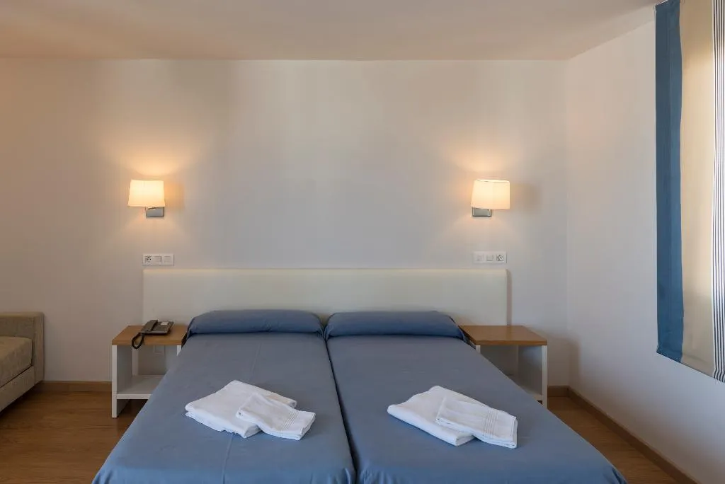BUNGALOW STANDARD Room, Playa Azul, Menorca