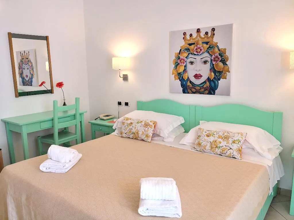 QUADRUPLE STANDARD Room, Hotel Ossidiana Stromboli, Palermo