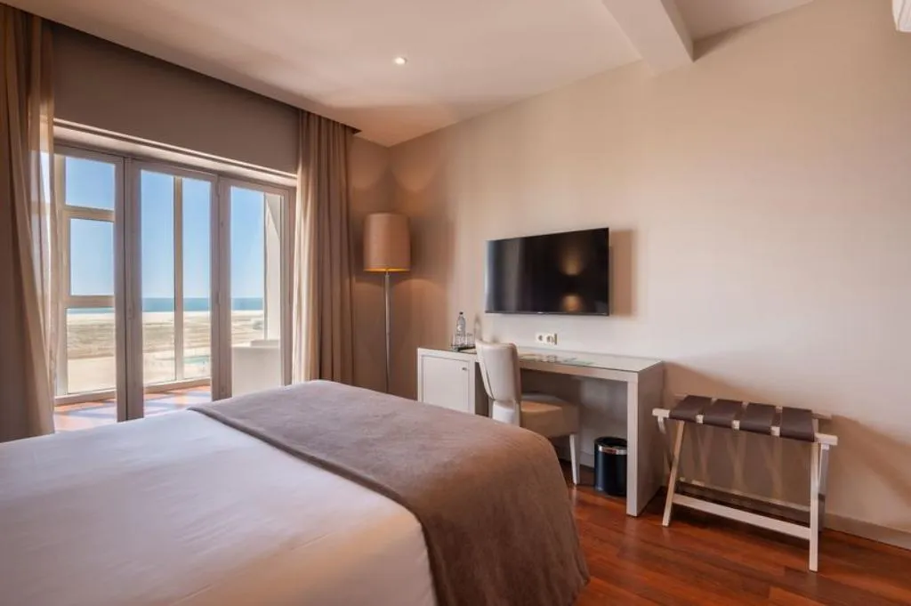 SINGLE SEA VIEW Room, Vila Gale Collection Figueira da Foz Hotel, Porto