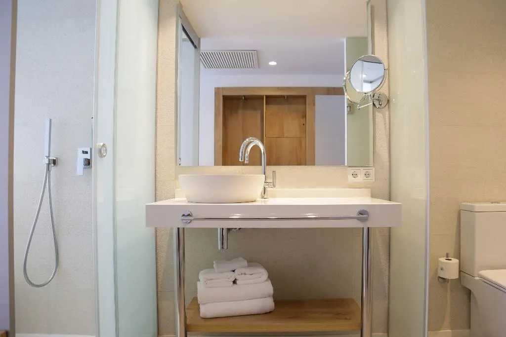 Double or Twin WITH TERRACE Room, Eurostars Puerto de Ibiza, Ibiza