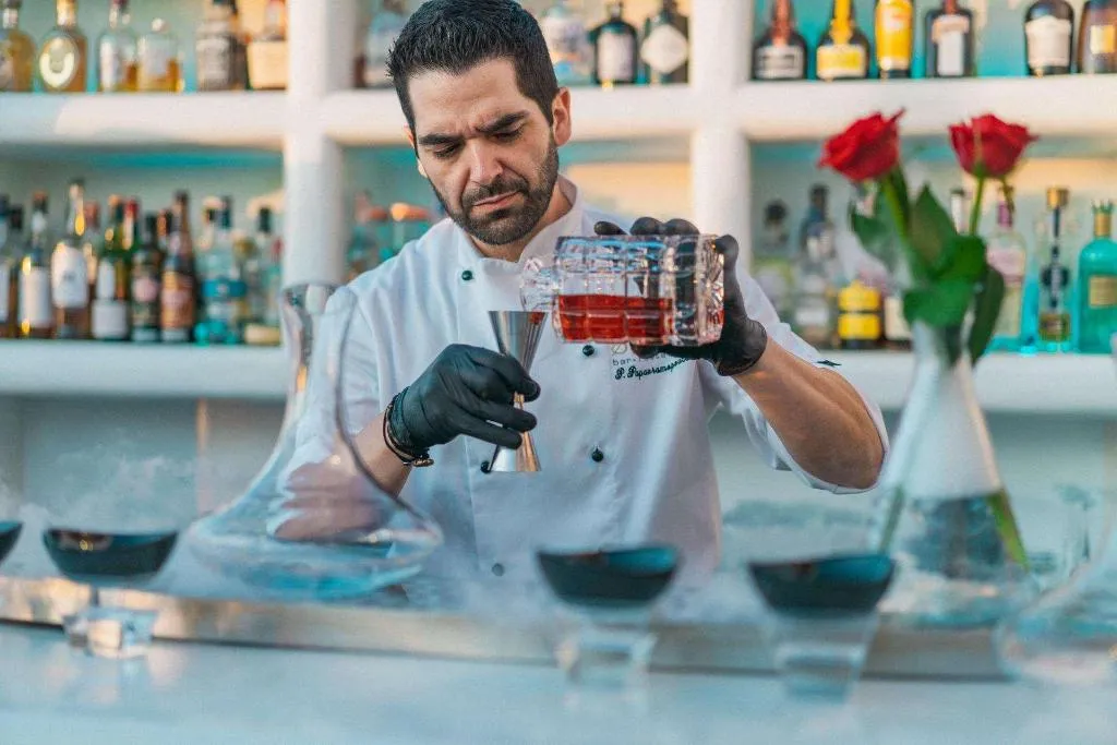 Bar, Athina Luxury Suites, Santorini