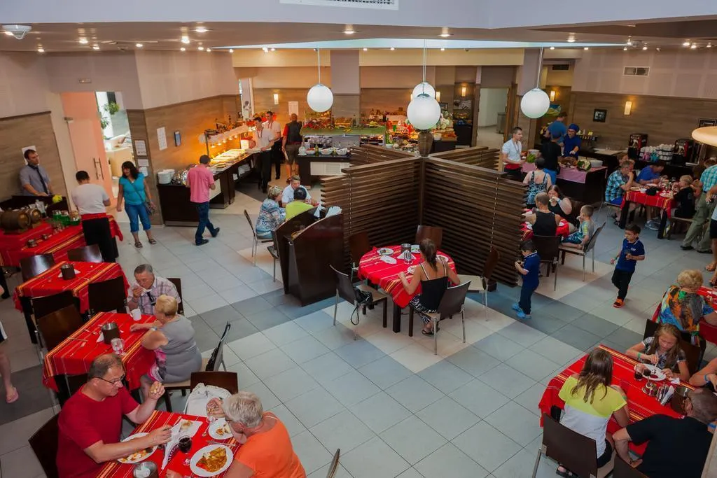 Restaurant, Grand Victoria, Bourgas