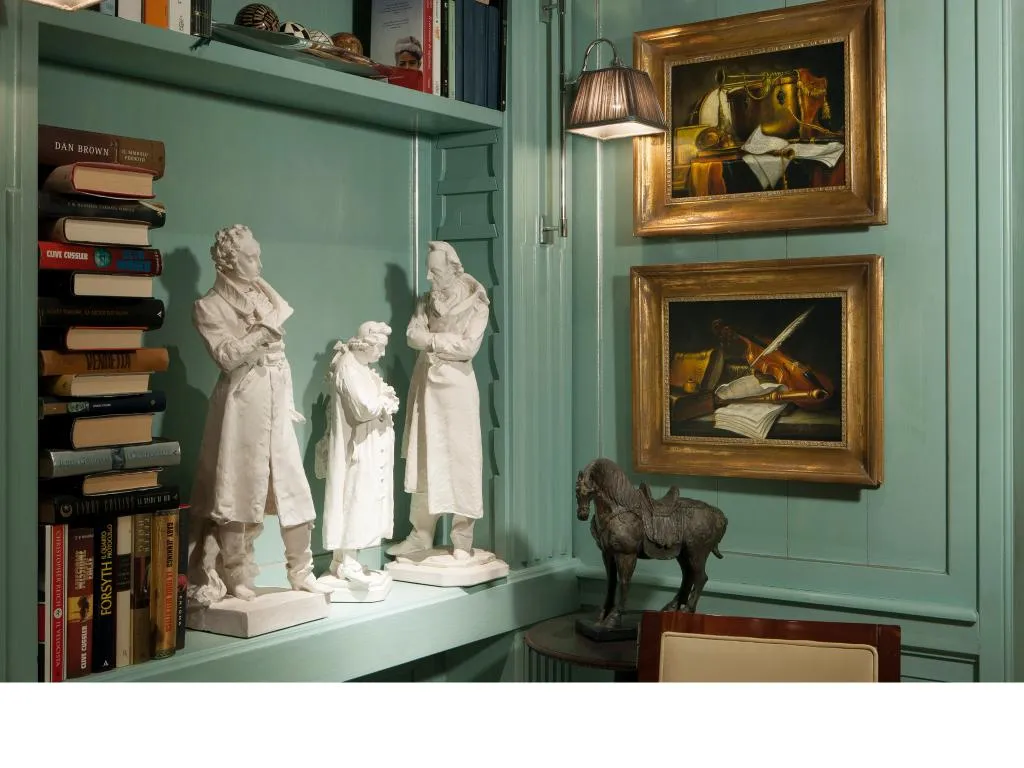 Lobby, Stendhal, Rome