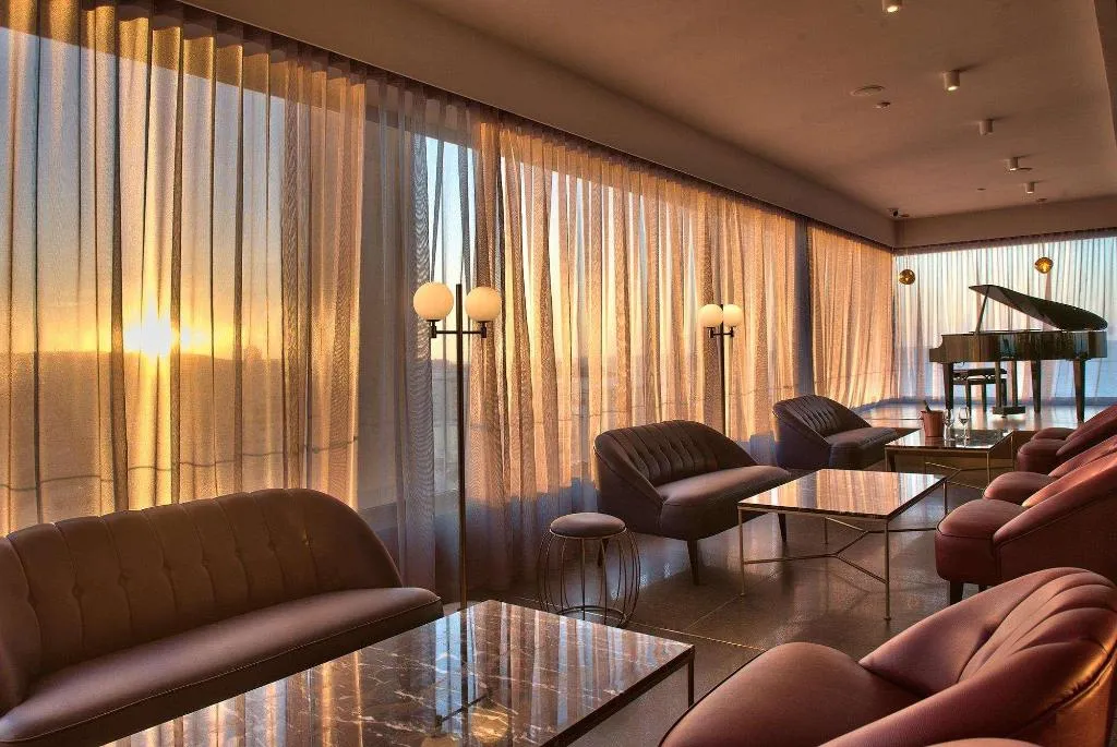 Restaurant, The Preluna Hotel, Malta