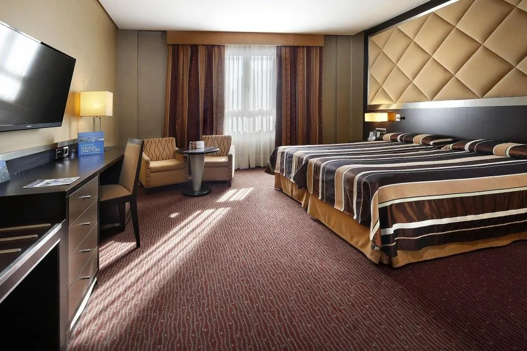 DOUBLE TWO DOUBLE BEDS Room, Hcc St. Moritz, Barcelona