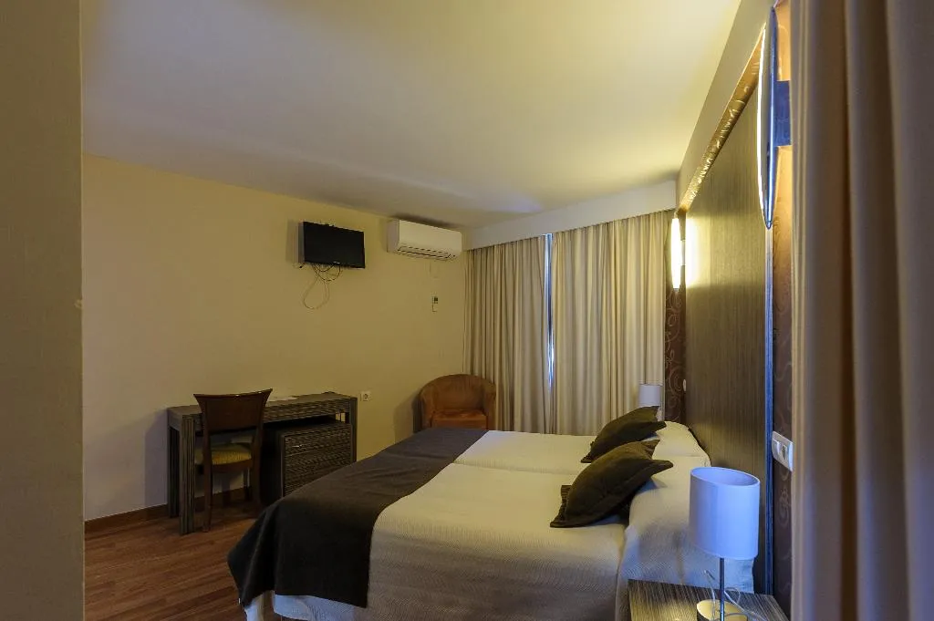 DOUBLE STANDARD Room, Costamar, Costa Del Sol