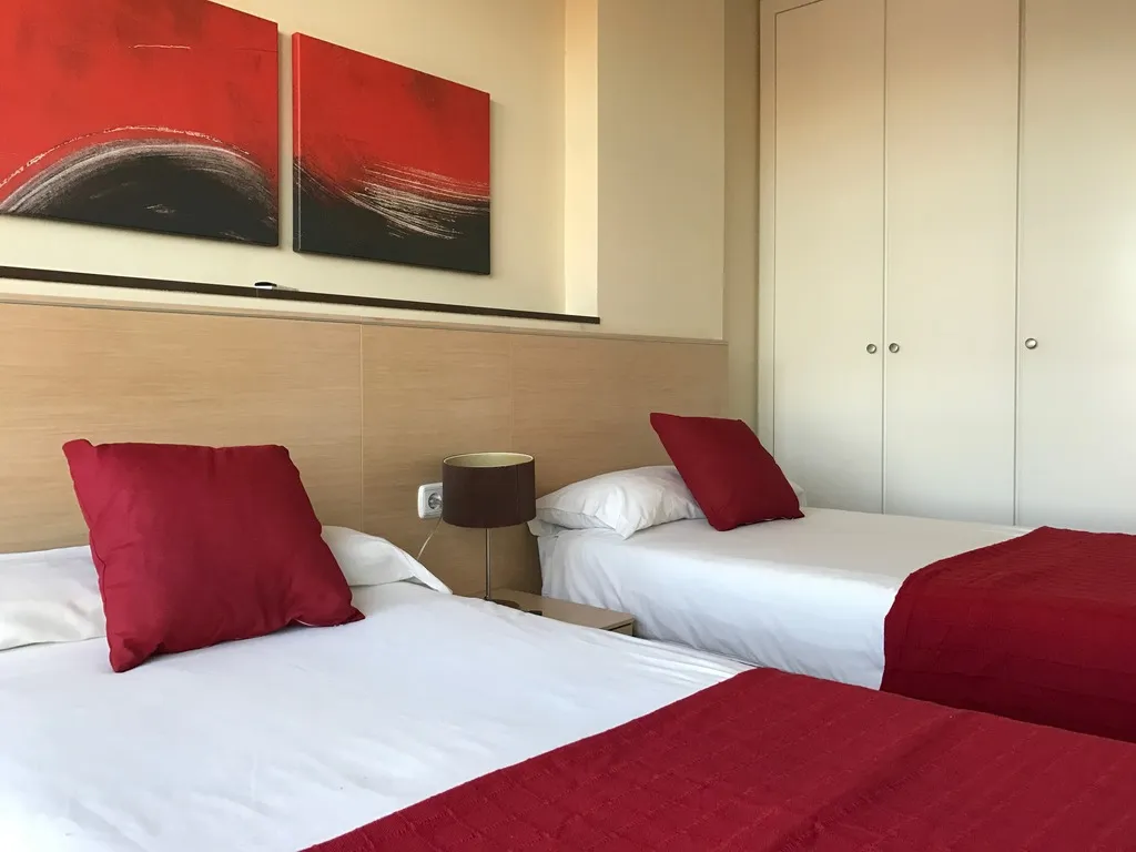 APARTMENT CAPACITY 6 Room, Valencia Rental, Valencia