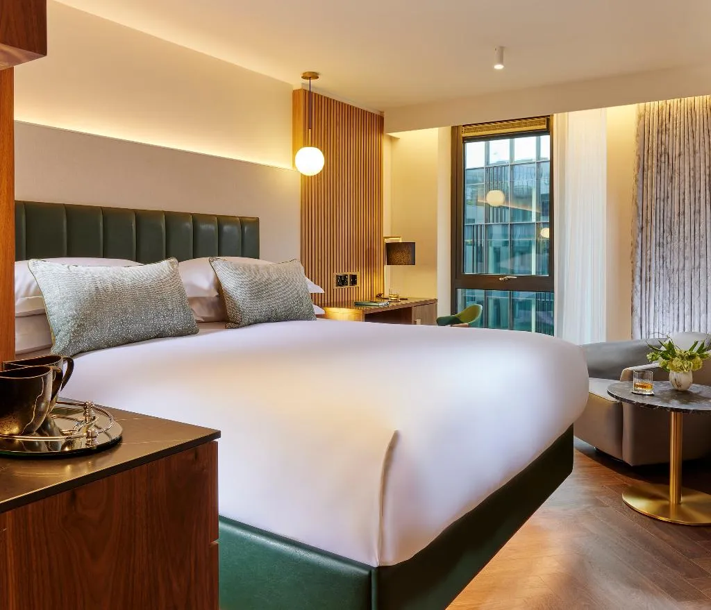 DOUBLE WITH DOUBLE BED Room, The Chancery Hotel, Dublin