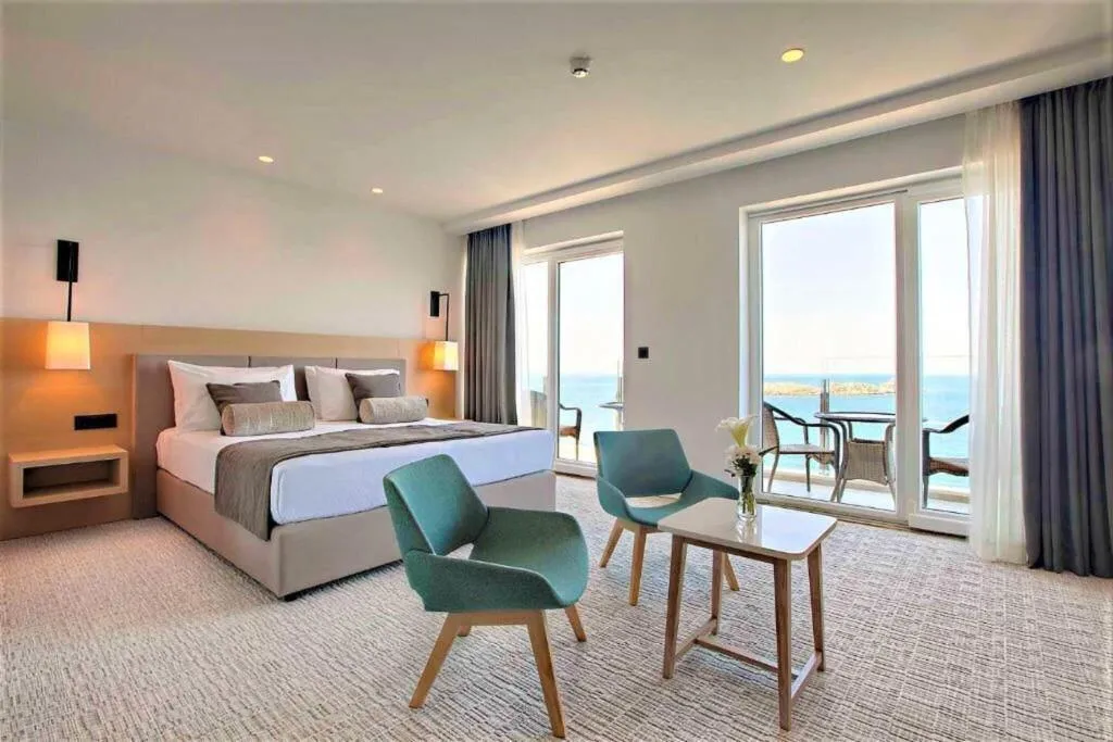 SUITE PREMIUM WITH VIEWS Room, Royal Neptun hotel, Dubrovnik