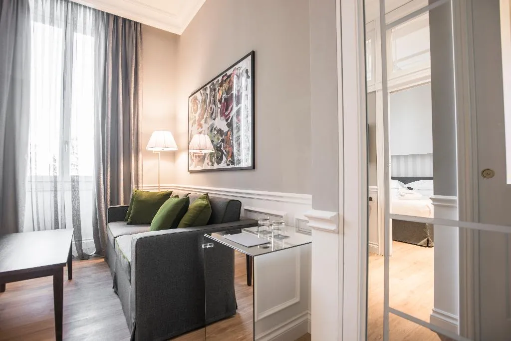 JUNIOR SUITE CLASSIC Room, Palazzo Castri 1874 Spa & Garden, Florence