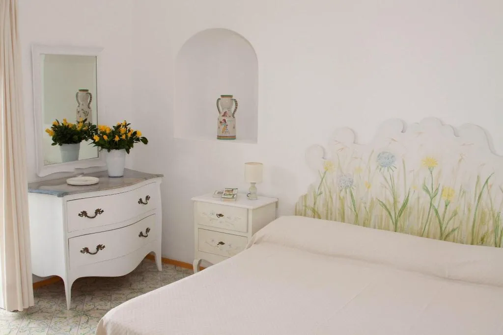 Room, Villa Rosa, Naples