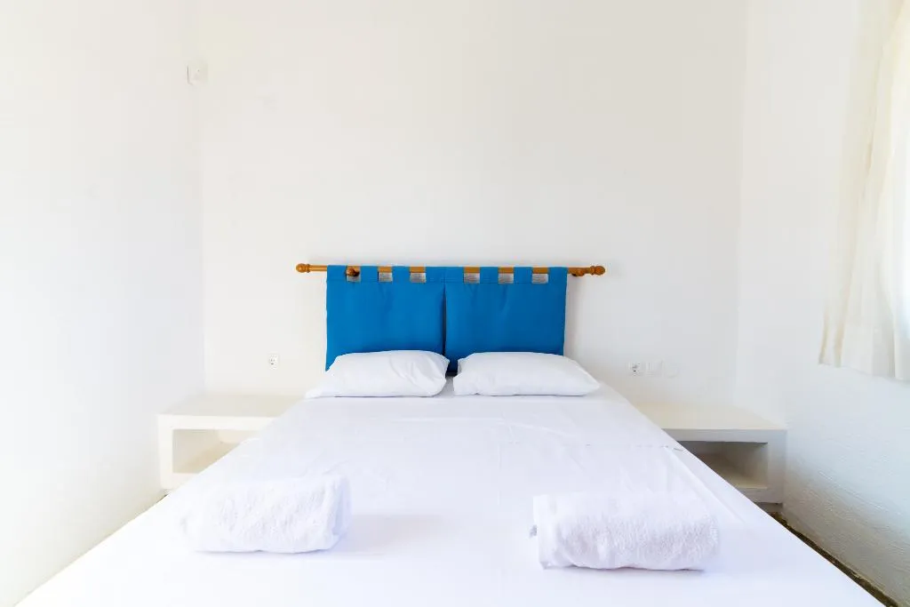 APARTMENT TWO BEDROOMS Room, Okirroi Villas and Apts, Crete