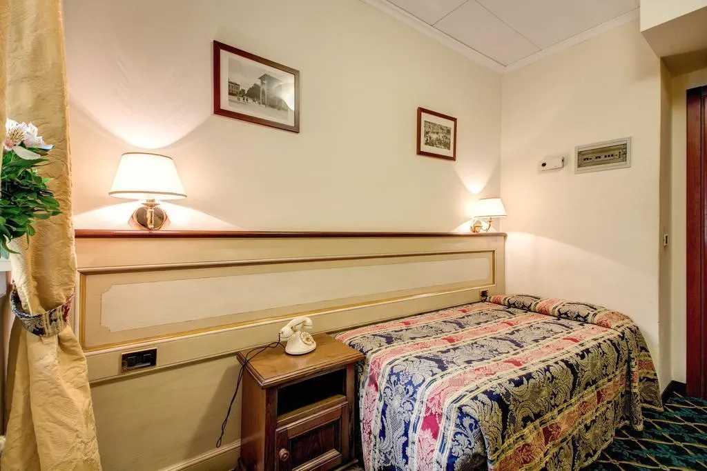 General view, Hotel De Lanzi, Florence