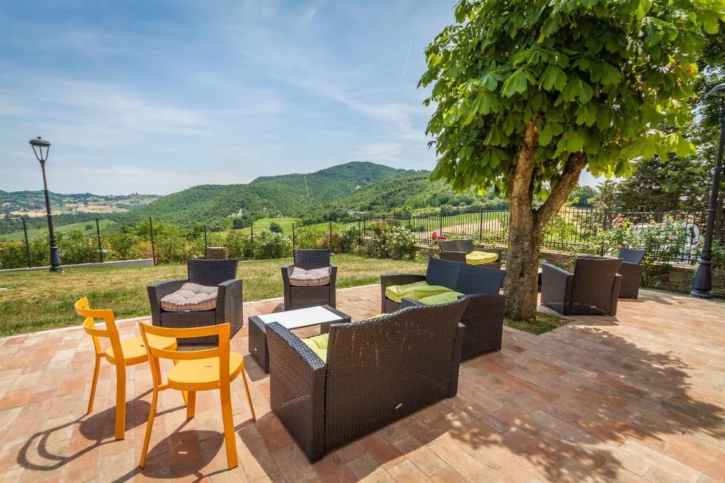 Terrace, Tenuta Borgo Santa Cecilia, Umbria