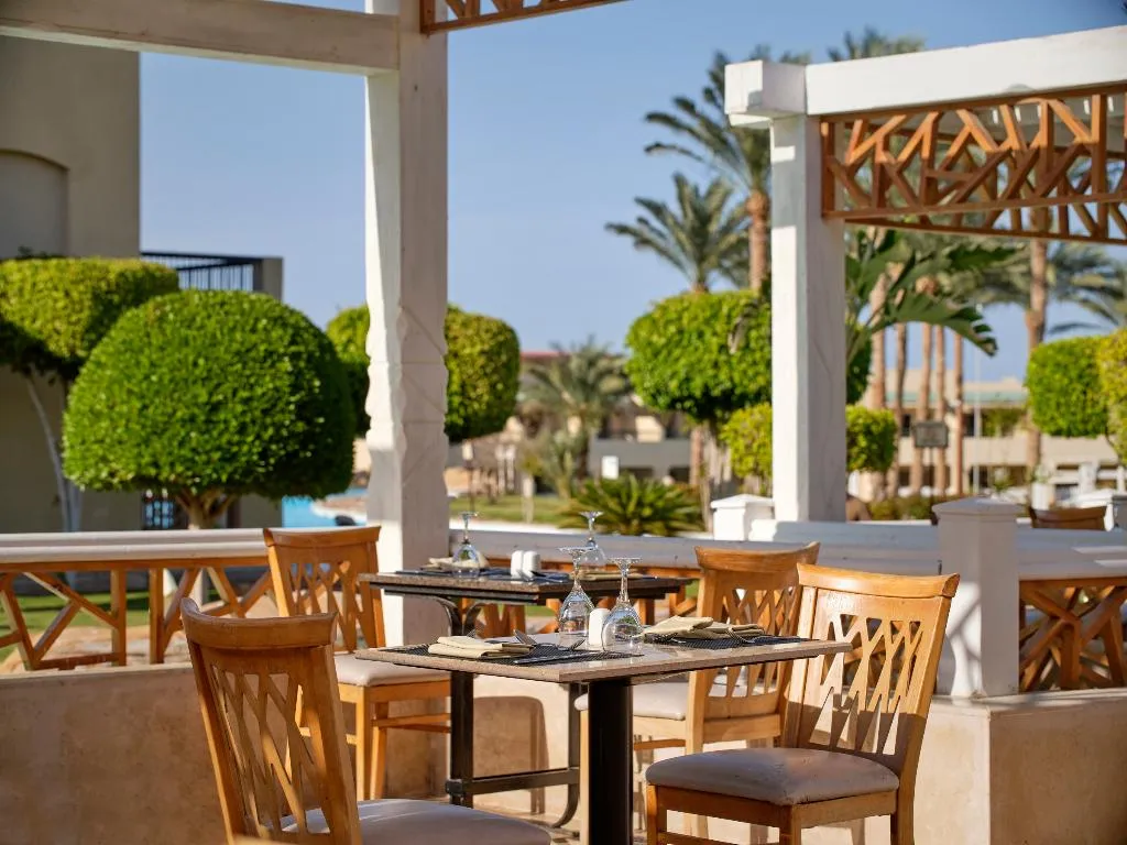 Restaurant, Coral Sea Holiday Resort & Aqua Park, Red Sea Riviera