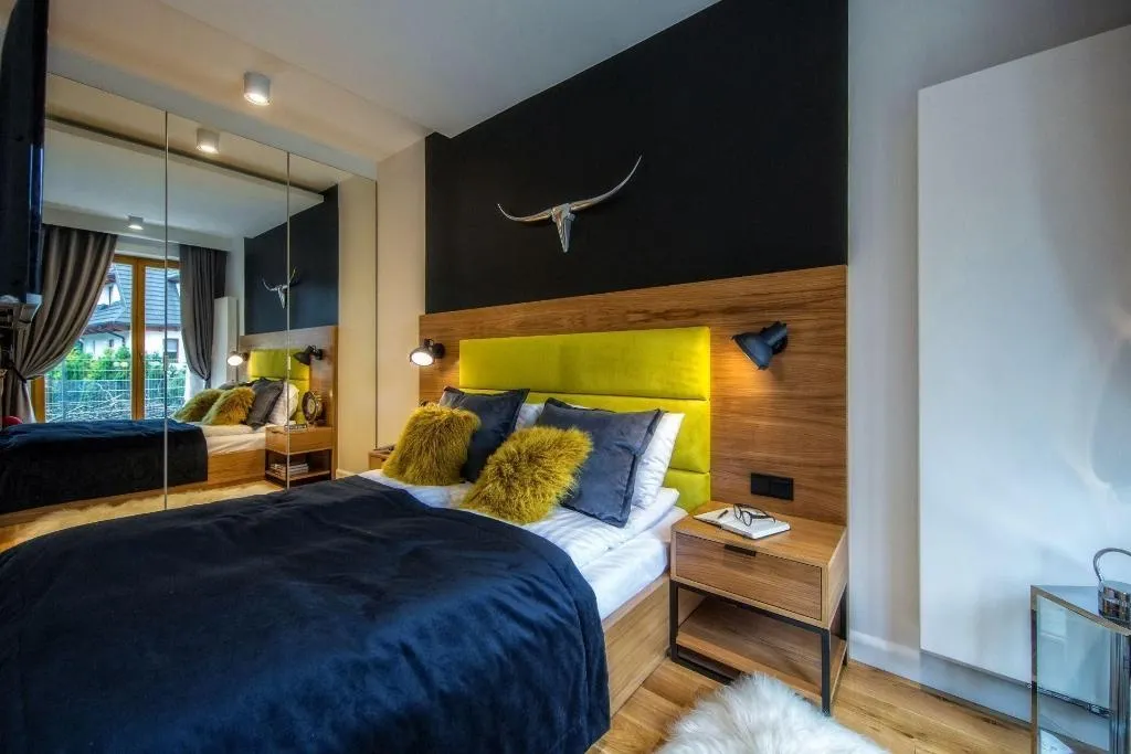 Room, ApartHotel Giewont, Krakow
