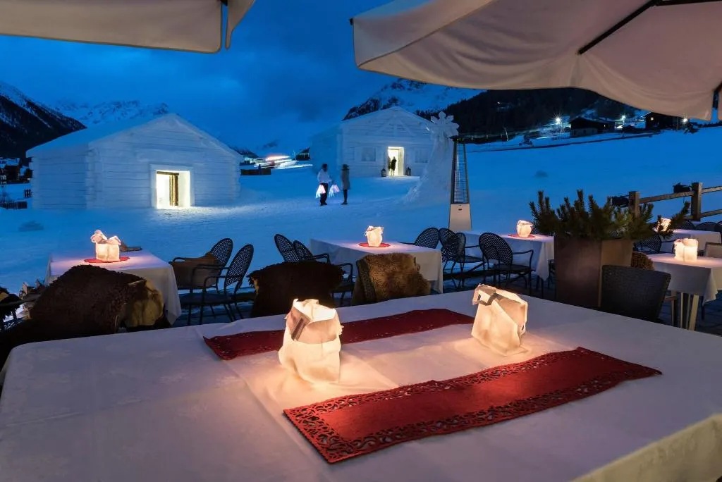 Restaurant, Lac Salin Spa & Mountain Resort, Milan