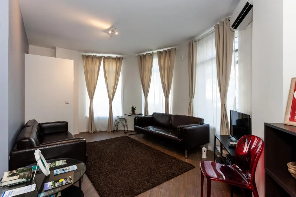 General view, Bcharming House, Porto