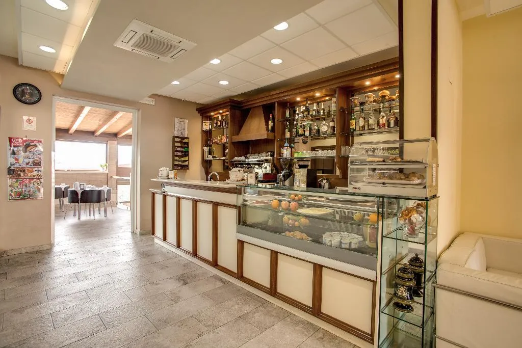 Bar, Hotel Roma Tiburtina, Rome