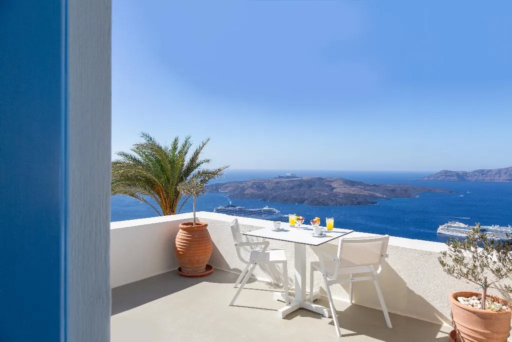 SUITE STANDARD Room, Pantelia Suites, Santorini