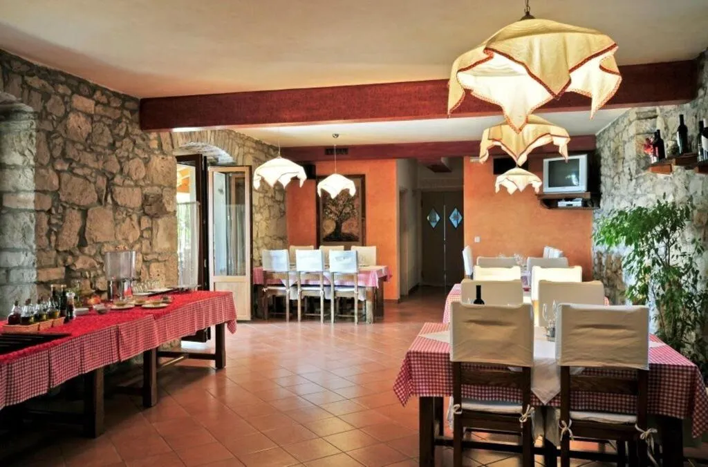 Restaurant, Villa Calussovo, Istria