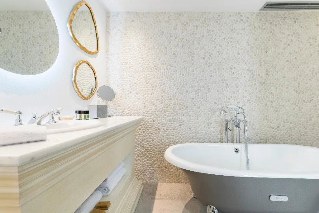 SUITE GRAND Room, Riva Marina Hvar Hotel, Split