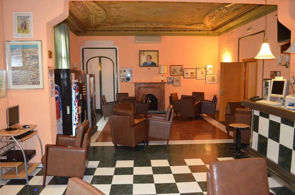 Bar, Cuatro Naciones, Barcelona