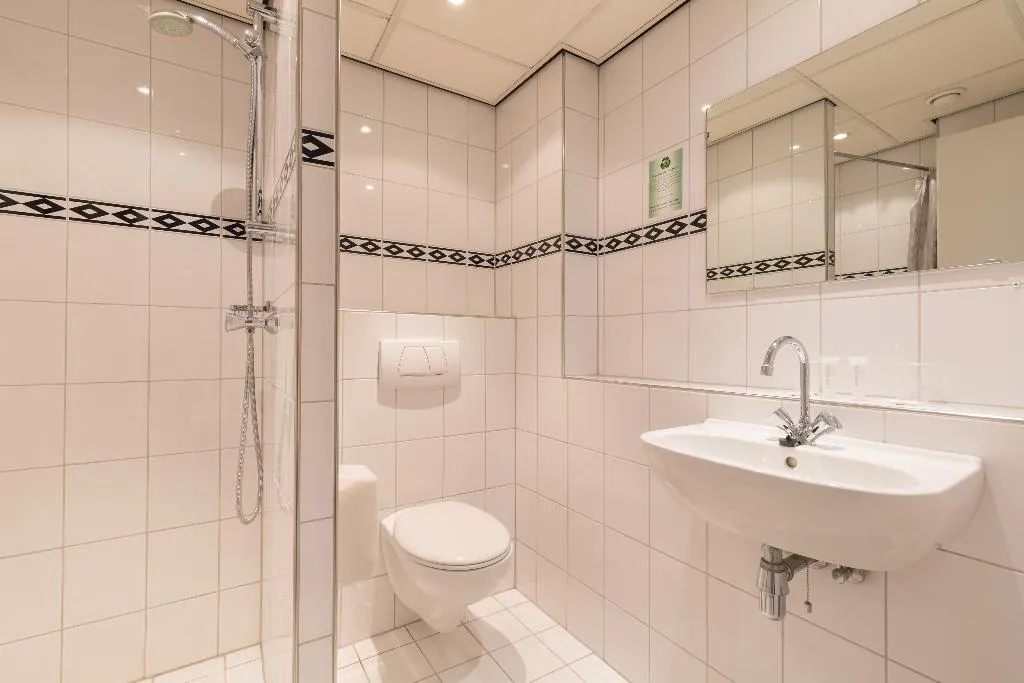 DOUBLE STANDARD Room, Westlake Hotels Amsterdam, Amsterdam