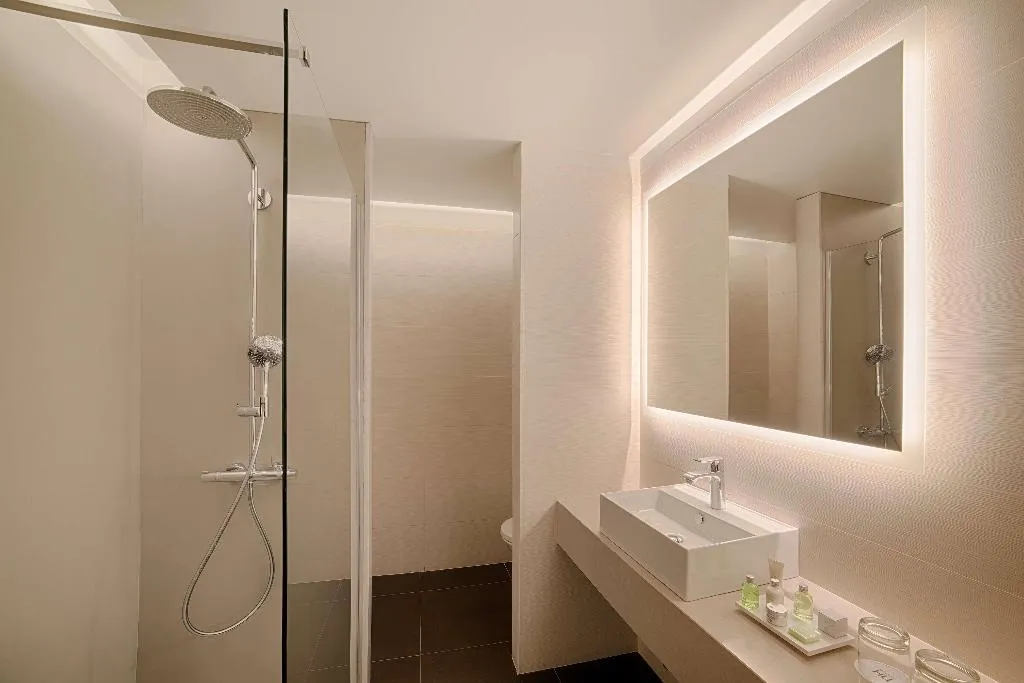 DOUBLE GRAND Room, NH Collection Milano Touring, Milan