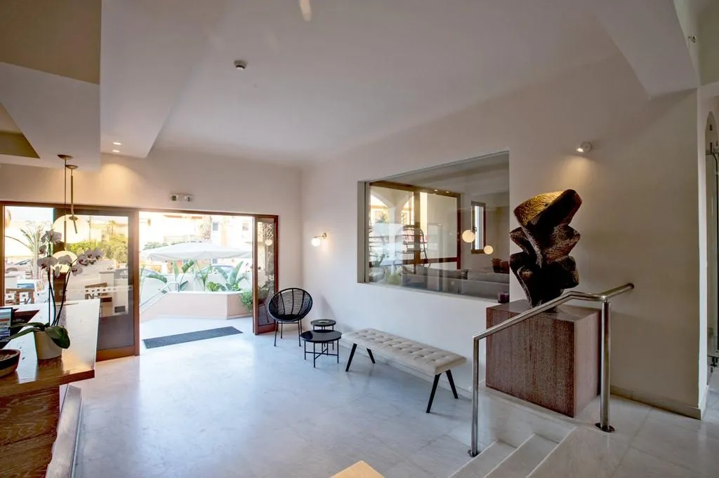 Lobby, Aristea, Crete