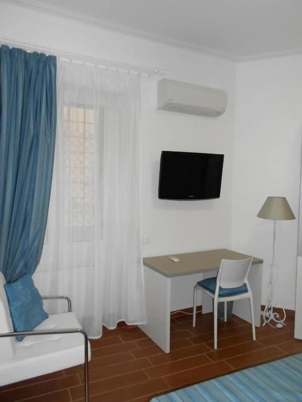 Room, B B Five Roma, Rome