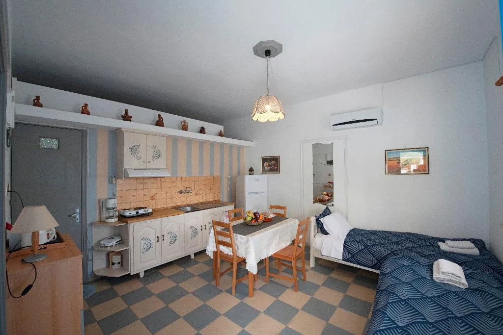 APARTMENT CAPACITY 4 Room, Panorama Studios & Apartments Myrties, Kos