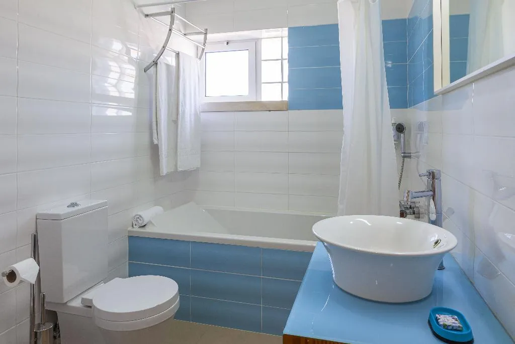 Double or Twin STANDARD Room, Casa do Outeiro, Arts & Crafts Boutique Hotel, Porto