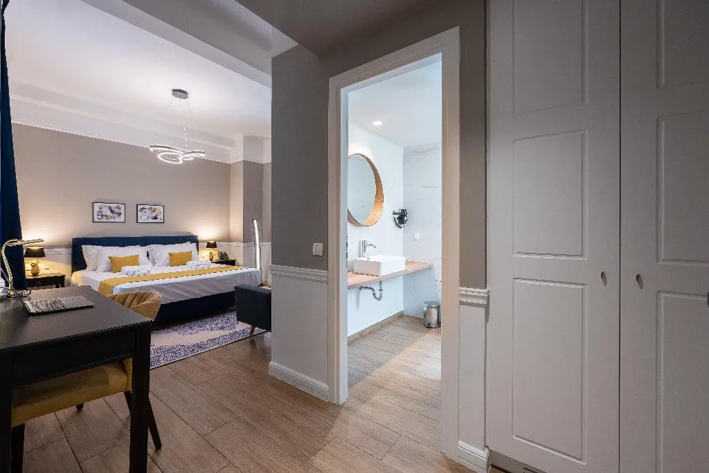 SUITE CAPACITY 4 Room, Pure By Athens Prime Hotels, Athens